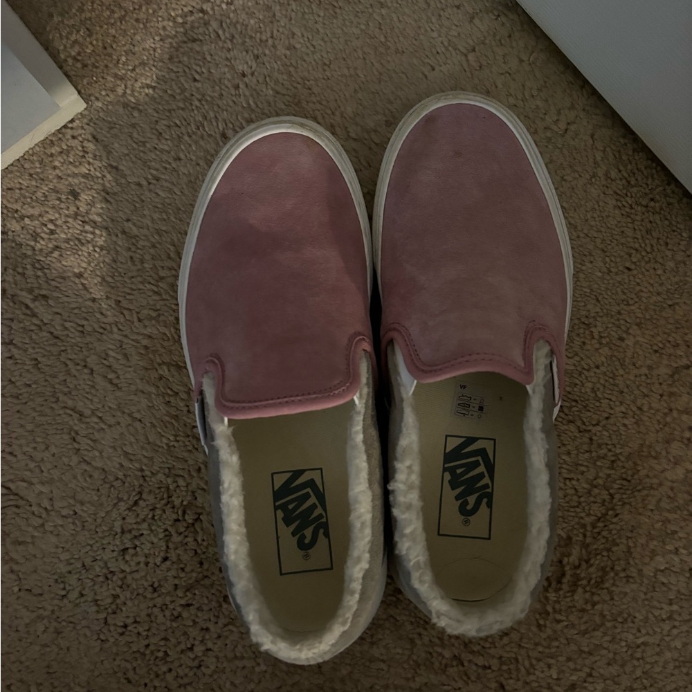 size 7 vans
